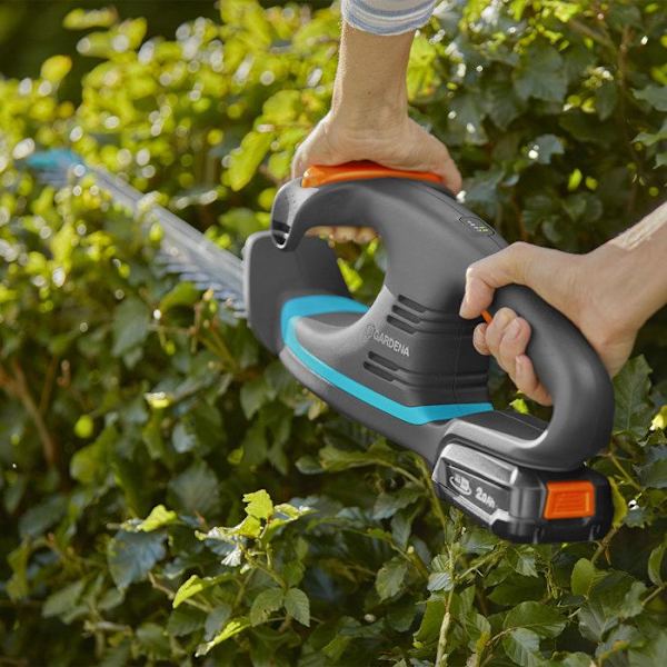 EasyCut 40/18V P4A häcksax med batteri - Blad 40 cm