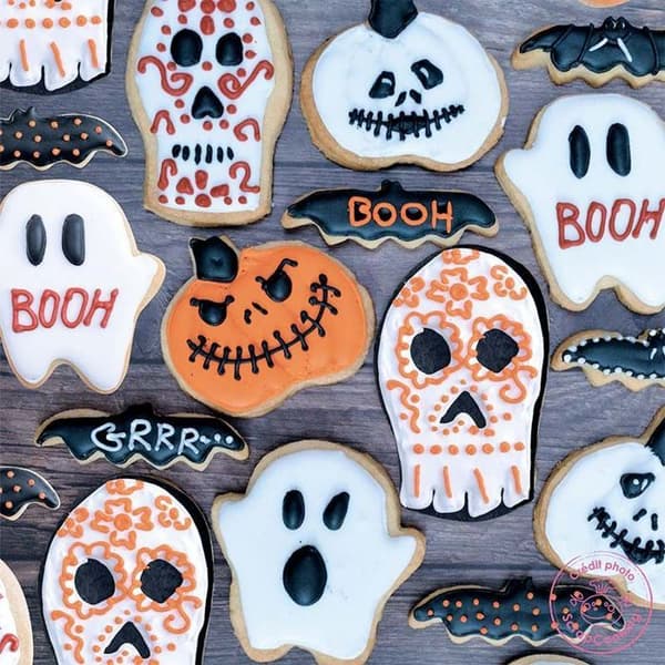 4 Halloween kakformar Vit