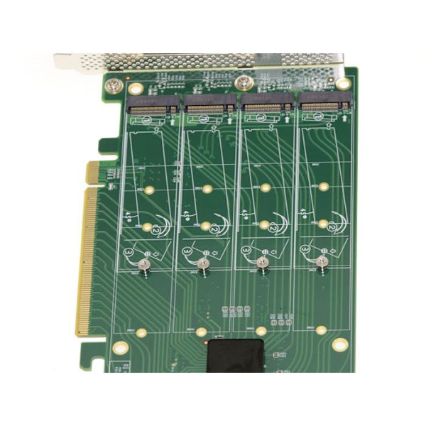 M2 PCIe x16-kontrollkort för 4 M.2 NVMe M Key SSDs med PLX PEX 8747 Chipset - 32GB för varje SSD, 128G totalt.