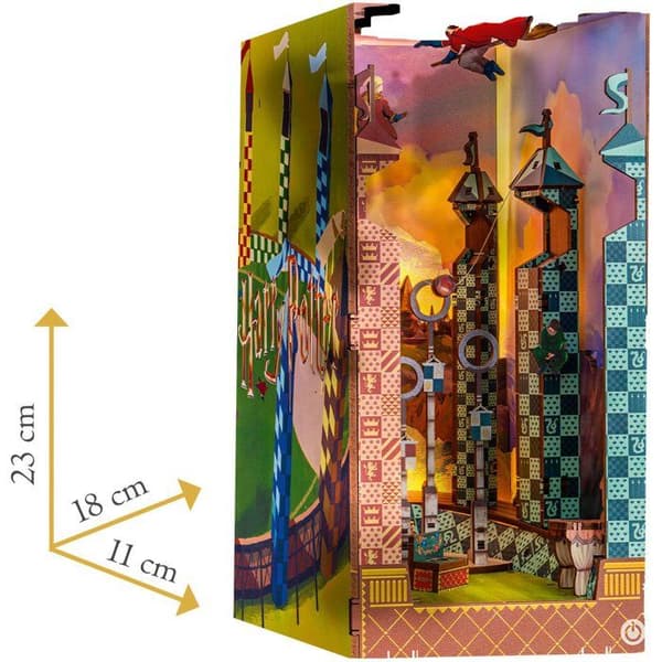 Bokhörna - DIY-kit för att bygga 3D-modell Bokstöd - REVELL - Tiny Adventures - Harry Potter - Quidditch-plan - LED