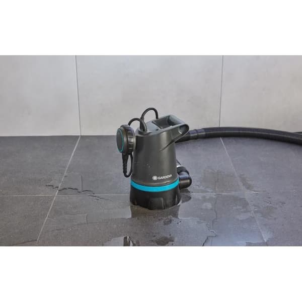Dykpump - Gardena - 20000 basic - 550 W - Flöde 20 000 L/h - Tryck 0,9 bar