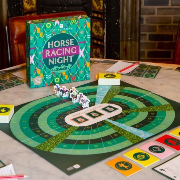 Brädspel - Talking tables brädspel - HOST-HORSERACE - Hästkapplöpningsbrädspel för Family Games Night