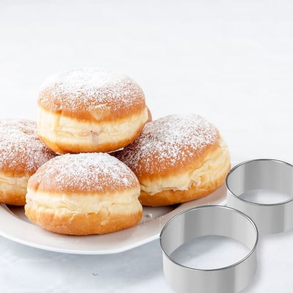 Set med 2 runda kakformar för donuts i rostfritt stål Zenker Kakformar Grå