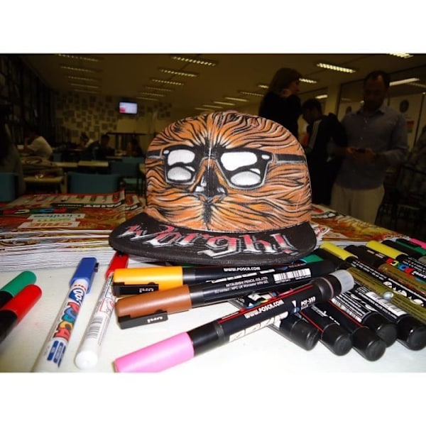 POSCA Marker Fine Conical Tip Bronze Brons