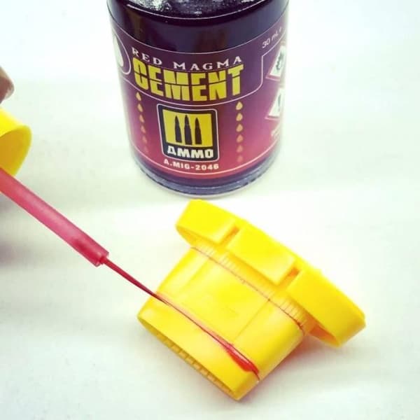 Röd magma cement