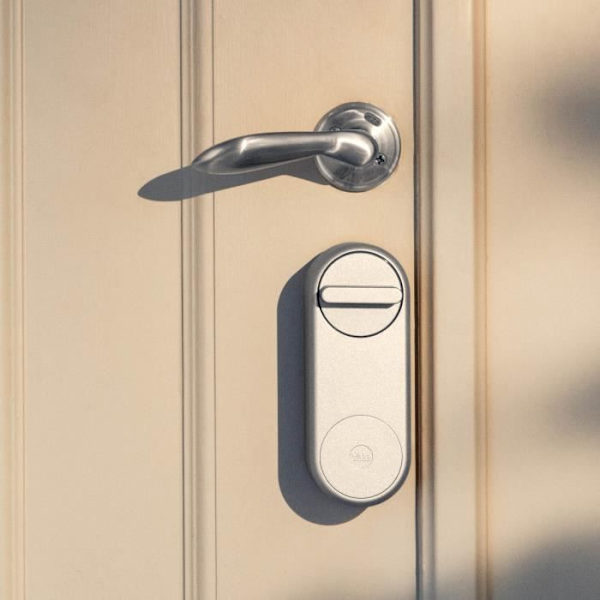 Linus® Yale anslutet lås - Silver - Elegant och säker nyckelfri design Pengar