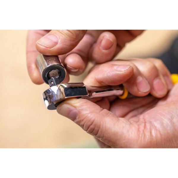 STANLEY spärr- och hylssats - 72-tands 1/4'-spärr + 10 12-punktshylsor från 5,5 till 14 mm