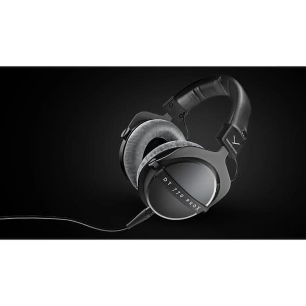 Hörlurar - Beyerdynamic - DT 770 PRO X - 48 Ohm - Över örat - Trådad Svart