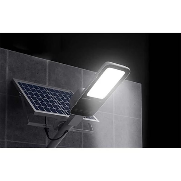 Solarlampa - Superfire - FF5-D - LED - Fjärrkontroll - IP65 vattentålig 8000K
