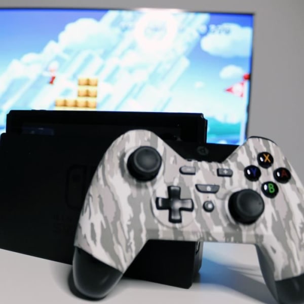 Gioteck - WX4 - Bluetooth Switch Controller - Ergonomisk design - Trådlös - (Grå Camo)
