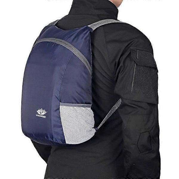 15L Lättvikt Packbar Ryggsäck Vikbar Ultralätt Utomhus Vikbar Ryggsäck Rese Daypack Väska Sport Daypack för Män Kvinnor