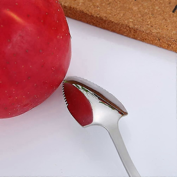 4 takkede rustfri stål skeer. Grapefrugtske. Dessertskefuld. Takkede skeer gave