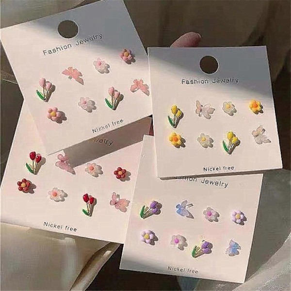 8 st Flickmode Söta Färgglada Akryl Mini Fjäril Blomma Öronstift Örhängen