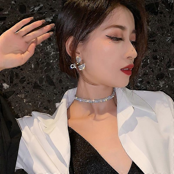 Koreansk hot sælgende modesmykker, kobber indlagt med zirkon, luksuriøs skinnende halskæde, sexet dame party halskæde