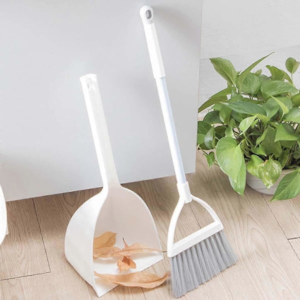 Mini kost og feiebrettsett for barn, småbarn som later som de leker husholdningsrengjøringsverktøy for jenter og gutter