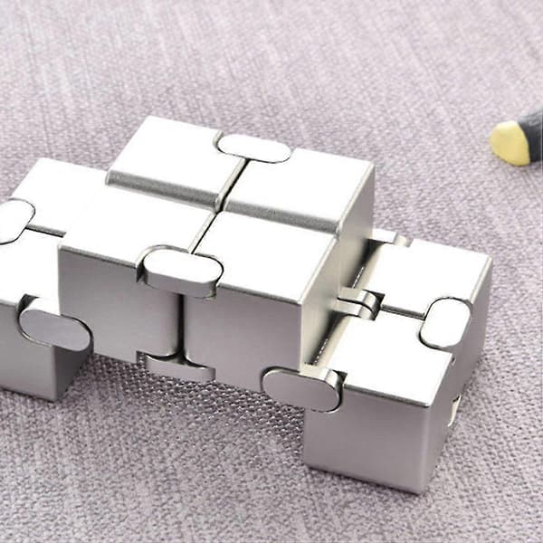Handtränare Infinity Cool Cube Flip Pussel Stressreducerare För Vuxna