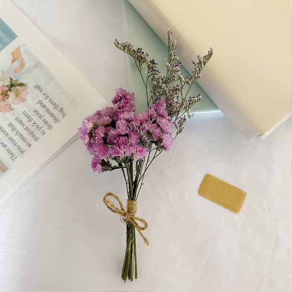 Tørrede blomster til gaveæske – Kompakt og falmebestandig – til kortdekoration E