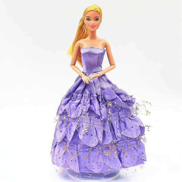 Barbie Vær en Motedesigner Dukke Utkledningssett, 10 Antrekk - tilfeldig stil, 30cm