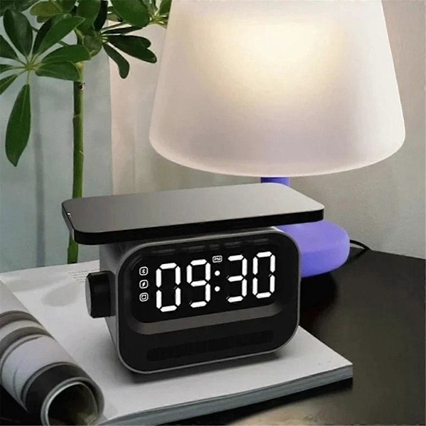 4-i-1 Högkvalitativa Bluetooth-högtalare 15W LED RGB-ljus Digital Väckarklocka Magnetisk för Mobiltelefon