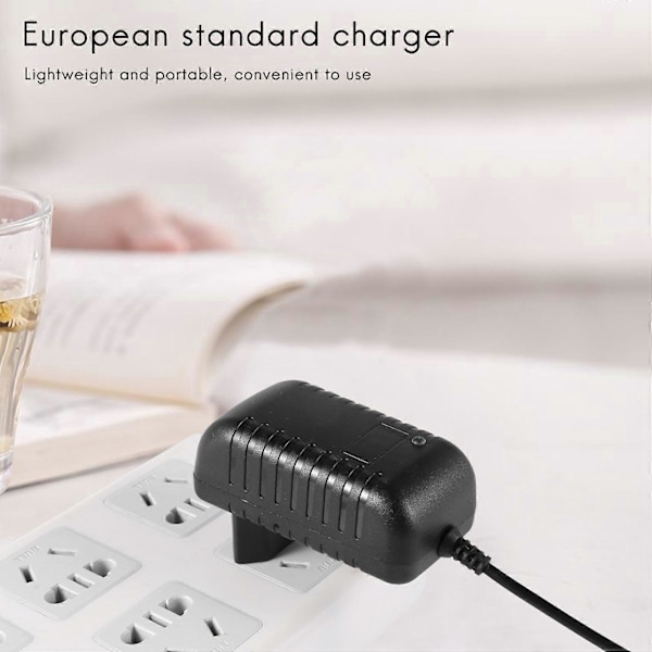 AC 100-240V till DC 9V 2A Adapter Omvandlare Strömförsörjning Laddare (EU-kontakt)