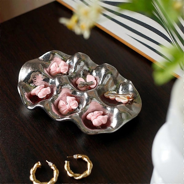 Eggbrett Smykker Ring Halskjede Øredobber Oppbevaringsdisplay Plate Verdi Keramiske Ornamenter Posering Gode Ting Rutenett Sølv