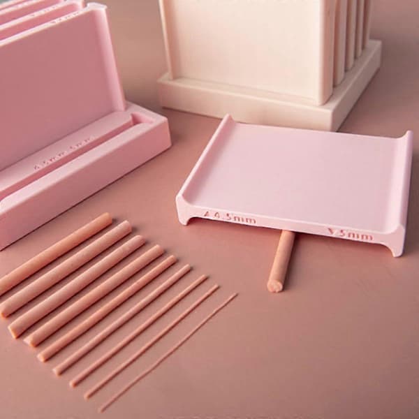 Polymer Clay Tykkelse String Roller Tool (0.5-5mm), Ler Rullestrimmel Form Maker med Opbevaringsbase, Keramik Undervisning Rullende Mudderpind, til DIY, Ar Pink