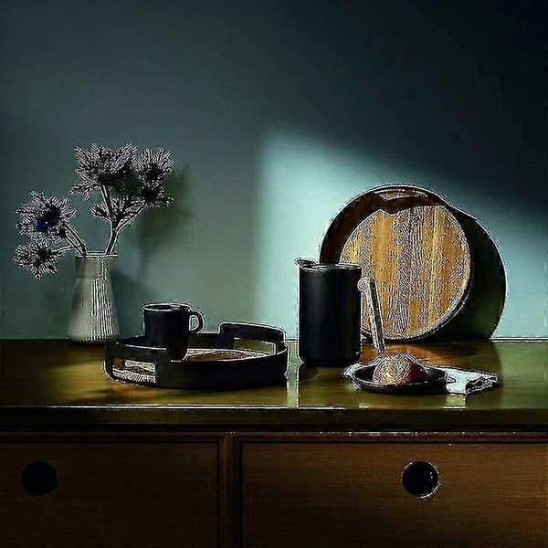 Nordic Kitchen Serveringsbricka, Enkel och Tidlös Design, Svart