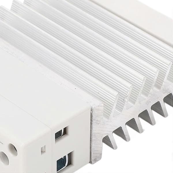 DC DC 120A DIN-skinne Solid State Relæ Enkeltfaset SSR-modul med køleplade Input 3‑32VDC Output 5‑