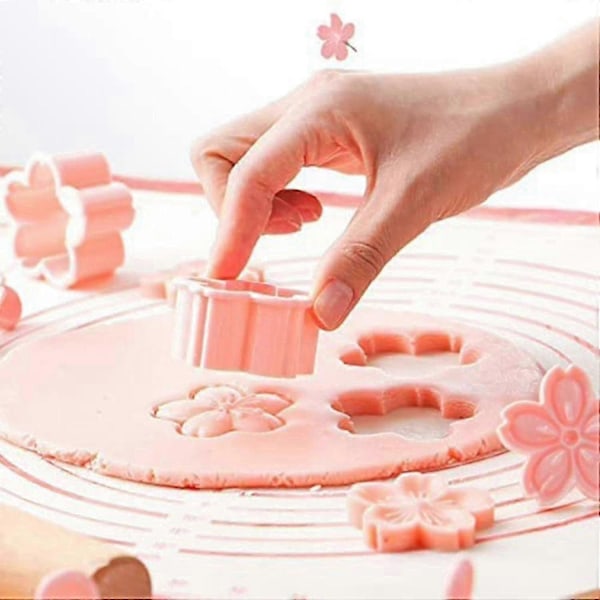 Sakura Kakform Formpress Fancy Verktyg Innehåller 4 Blomdelar