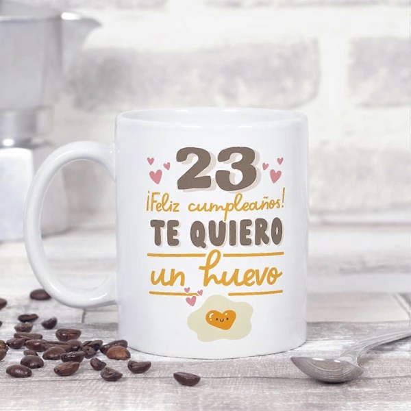 23-årsdag Mugg på spanska Feliz Cumpleaños Te Quiero un Huevo Rolig Jubileumspresent 33 cl