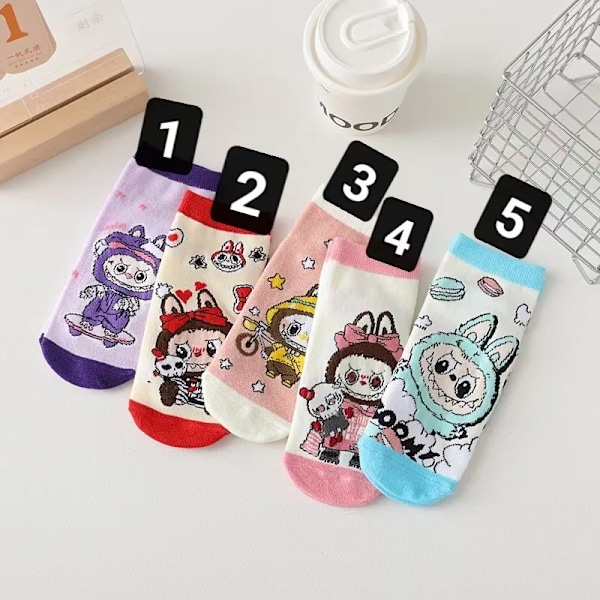 Labubu Nya Korta Strumpor för Pojkar Flickor Tecknade Söta Strumpor Mode Damstrumpa Höst Vinter Harajuku Kawaii Strumpor Barn Presenter (FMY) 1
