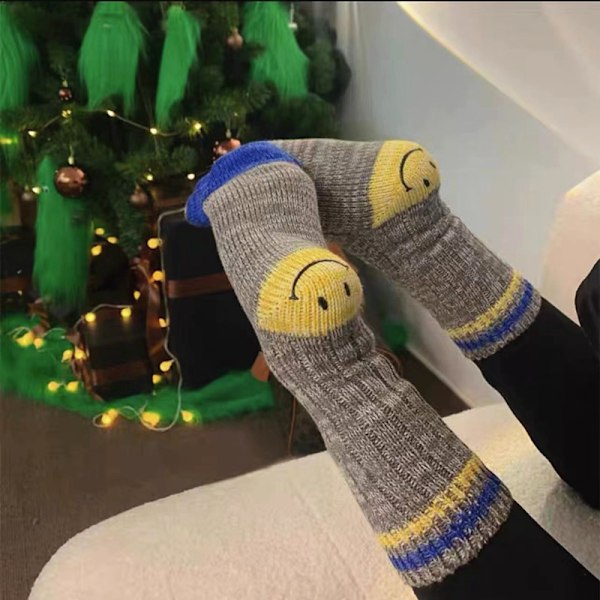 Smiley Heel Paksut Japanilaistyyliset Työkalut Värilliset Raidalliset Miesten ja Naisten Sukat Trendikkäät Sukat light gray
