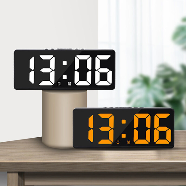 Smart stor digital väggklocka med APP-kontroll, tid/datum/&ljudaktivering och nedräkningsfunktion, steglös ljusstyrka och volymlarm med snooze