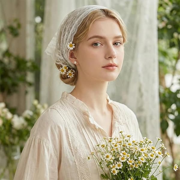 Kvinders blonde trekantede hovedtørklæde, blomsterdesign, let åndbart 2-delt sæt til daglig brug, fester og ferier, hvid