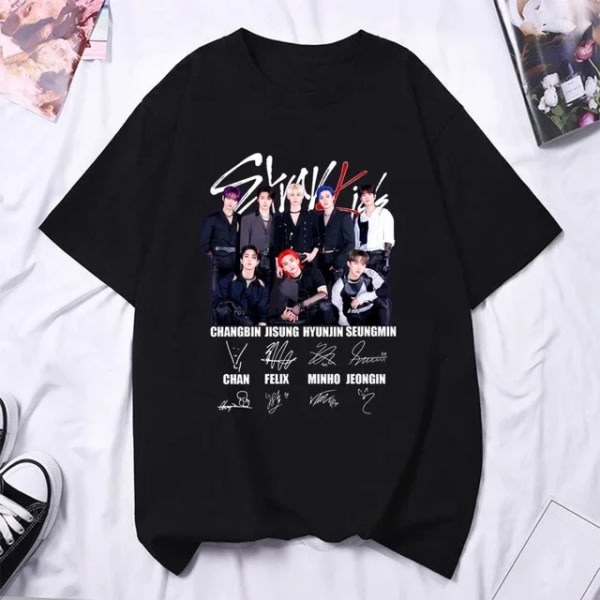 Stray Kids Trykte Dame T-skjorter Herr Oversized Casual Korte Ermer T-skjorte Harajuku Unisex Tees Topper Klær TL3272-Svart TL3272-Black L TL3272-Black L