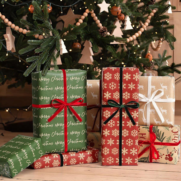 Presentpapper - Julpresentpapper - Julklappspapper - Presentpapper med figurer - 43 x 300 cm - 4 rullar