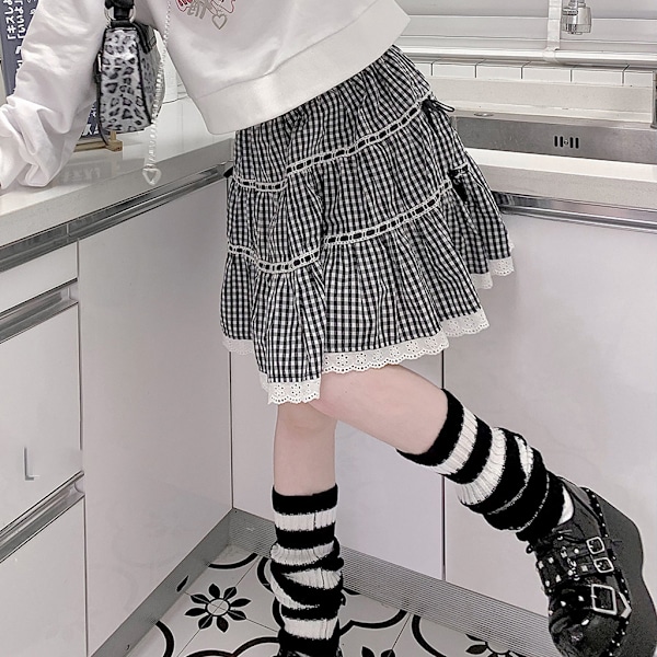 Dam Lolita Punk Säärystimet Mustavalkoiset Raidalliset Joustinneulotut Polvikorkeat Sukat