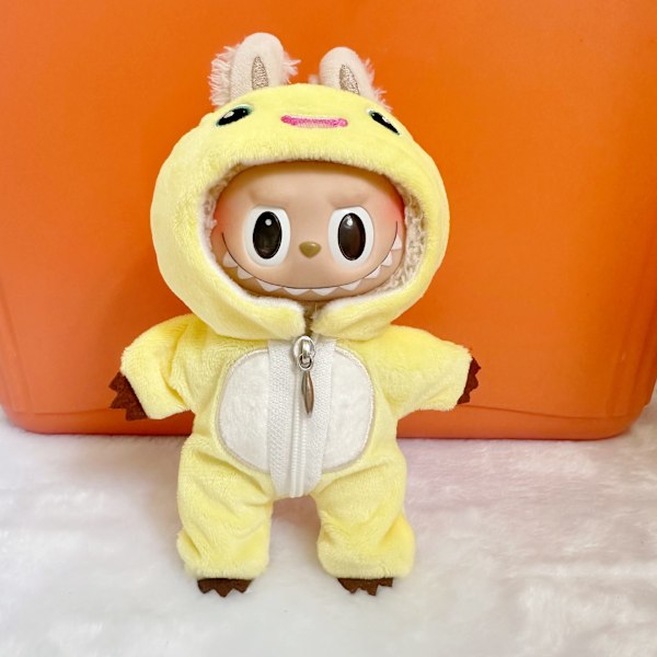 /NC/Labubu Lyxig Designer Mjuk Leksak Labubus Docka med Exklusiv Kläduppsättning (Inkluderar Inte Docka) Yellow turtle one-piece suit