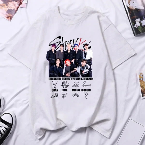 Stray Kids Painettu Naisten T-paita Miesten Ylisuurinen Rento Lyhythihainen T-paita Harajuku Unisex Tees Toppar Vaatteet L3272-valkoinen L L3272-white L