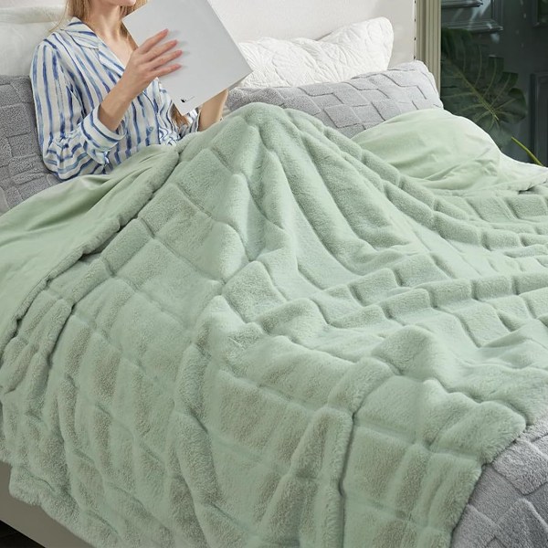 Mysig Lyxig Konstgjord Pälspläd för Soffa, Mjuk och Plyschig Tjock Vinterpläd för Soffa Sovrum Vardagsrum, 50 * 60 Tum Light green