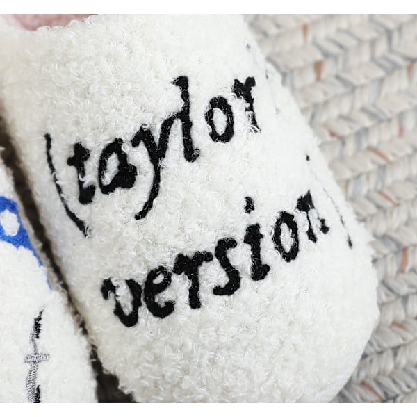 1989 Taylor-stil Hjemmesko for kvinner Fuzzy Komfortable Flate Taylor Swift-versjon Swifties Måke Morsomme Sko Gave til henne 38-39