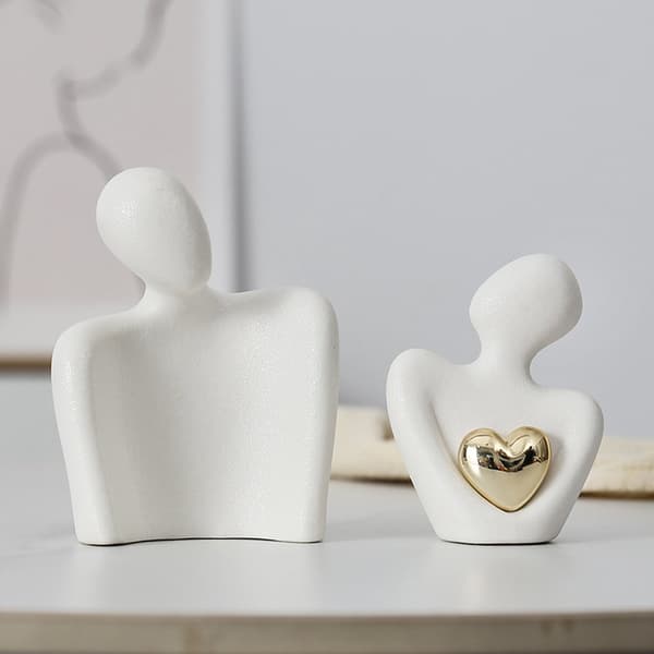 Parfigur, hvit keramisk skulptur med gullhjerte, bryllupsdagsgave til par, stuedekor, 12 x 9 cm