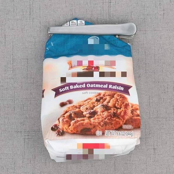 Sett med 6 poseklemmer i rustfritt stål.