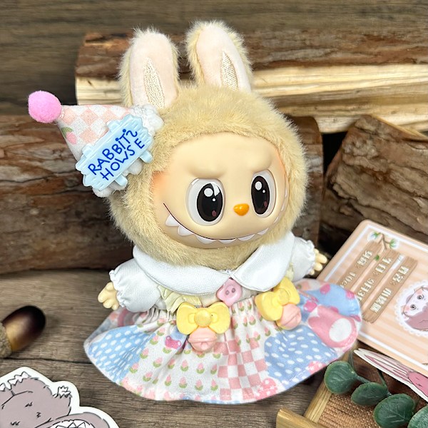 /NC/Ny Blind Box Labubu Dukketøj Labbu Siddende Festdukke med Små Overalls. Kun Tøj 8