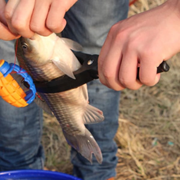 Fish Holder, Fishing Gripper Gear Tool Abs Grip Tackle Fish Lip Holder Trigger Clamp