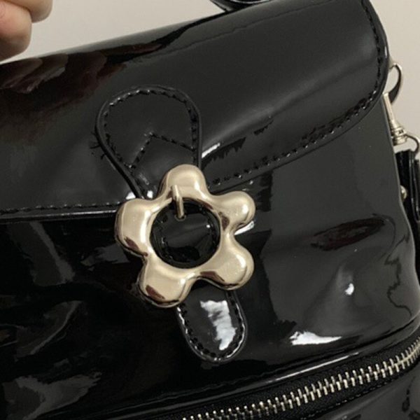 Söt metall blomlås Mode Mini Crossbody-väska PU