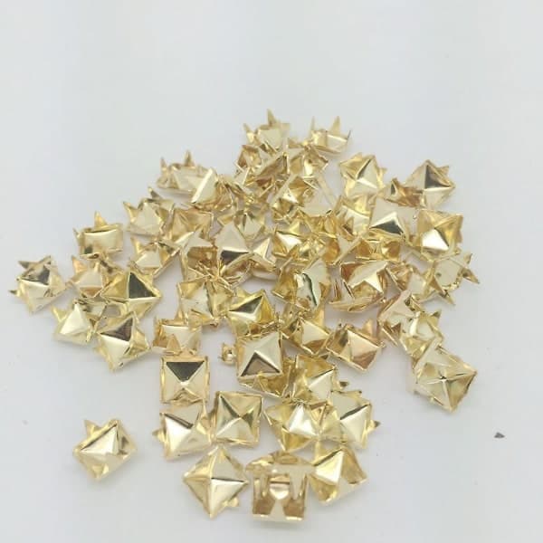 100 stk. Pyramide Nitter Studs Punk DIY Lædertaske Sko Guld