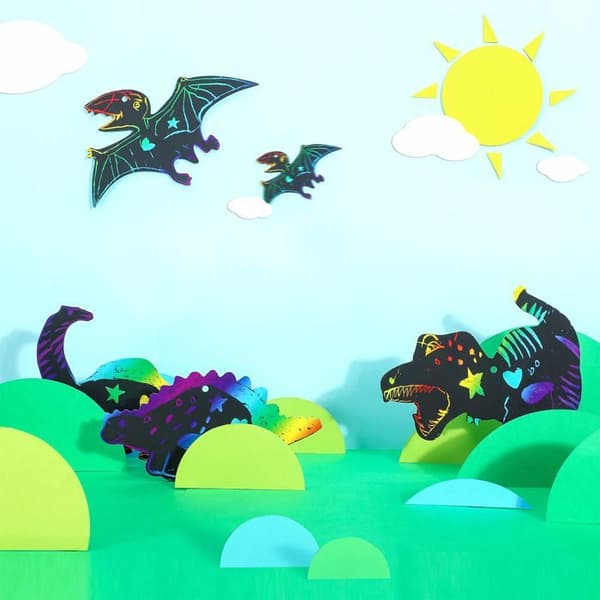 48 dinosaurieskrapkonstpapper + 24 träpennor + 48 band - Barnpyssel - Dinosauriefest
