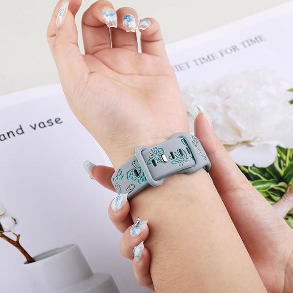 Floral graveret rem til Apple Watch-remme til kvinder, damer urrem, silikone sød blomst sommerfugl sport band til Apple Watch-serie Gray Cyan 38/40/41mm