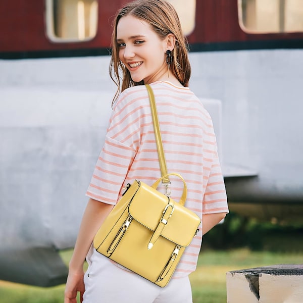 Liten Ryggsäck Dam Crossbody Väskor Mini Ryggsäck Söta Flickor PU Läder Vattentät Ryggsäck för Dagliga Resor Amarillo
